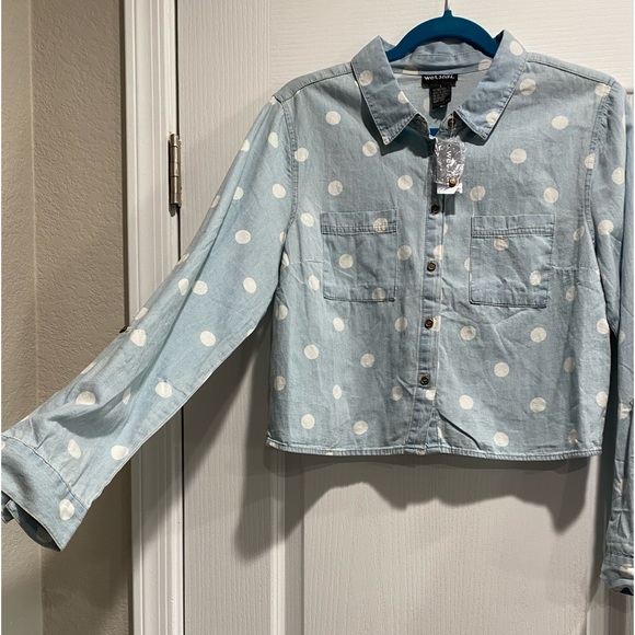 CHAMBRAY LG POLKA DOT CROPPED SHIRT (F) - Picture 2 of 11